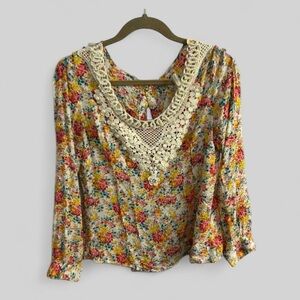 Boutique cottagecore floral dress pearl necklace embellished top size Medium